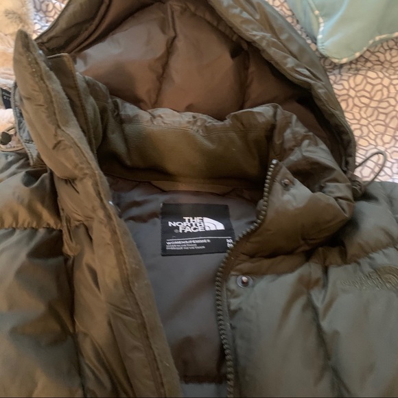 The North Face Women’s Metropolis Parka - Picture 7 of 7